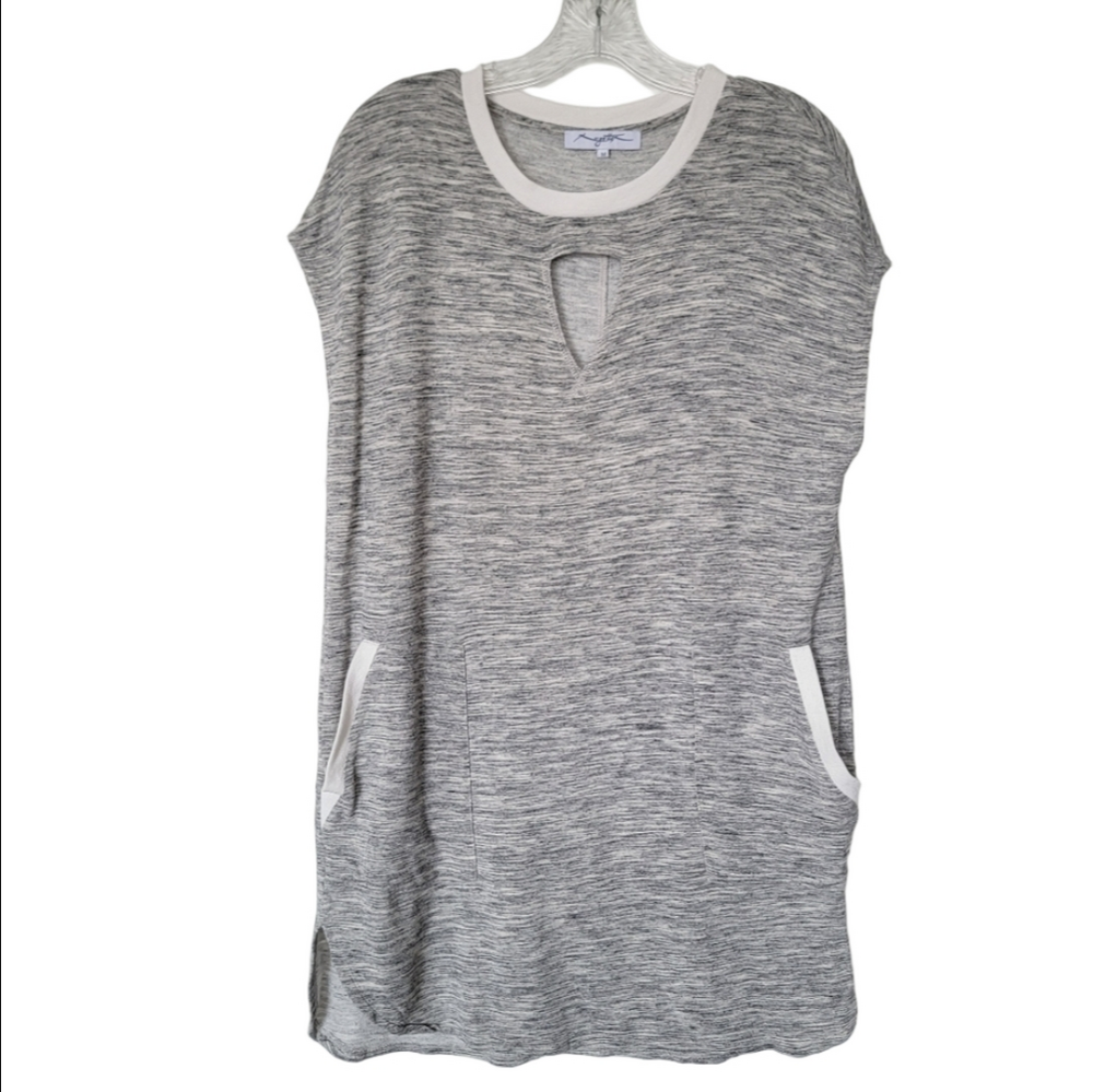 Gottex Gray and White Knit Dress with Pockets